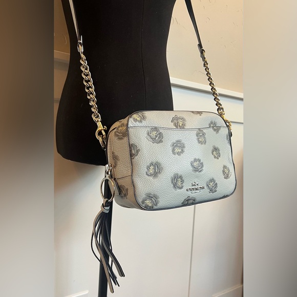 Sold - Picture 2 of 8